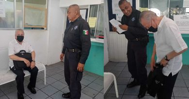 Policía de Tepic encuentra portafolio con más de 18 mil pesos y lo devuelve