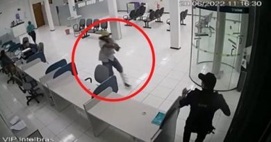 Guardia frustra asalto en agencia bancaria y mata a delincuente