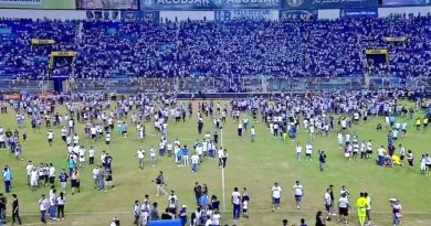 Estampida en estadio deja 12 muertos y 100 heridos en El Salvador