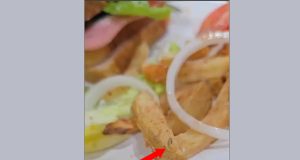 VIDEO: Encuentran gusanos en comida que sirven en el nuevo hospital del ISSSTE