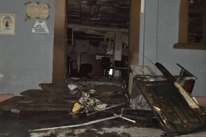 palacio-municipal-apatzingan-michoacan-destrozos-protestas-carlos-manzo