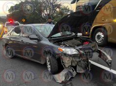 Trailer y vehículo protagonizan percance en la autopista Tepic–Mazatlán