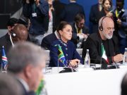 Sheinbaum propone a México como sede de la Cumbre en Defensa de la Democracia en 2027