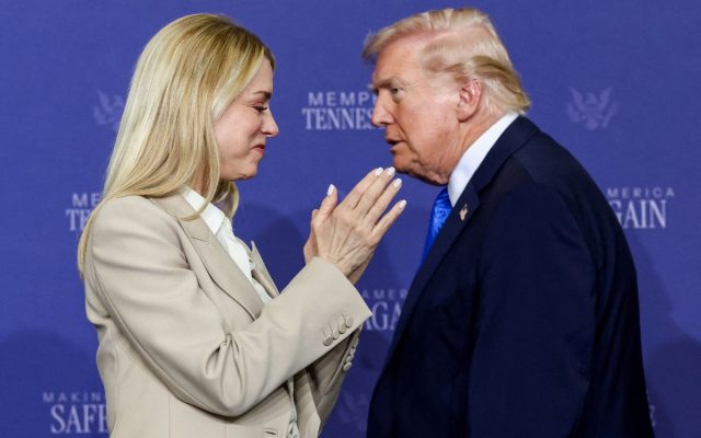 Pam-Bondi-Trump-020426