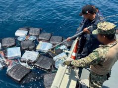 Marina asegura casi una tonelada de cocaína frente a costas de Chiapas; detienen a 6