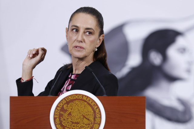 Sheinbaum reconoce "acercamiento" entre México y España antes de su viaje a Barcelona