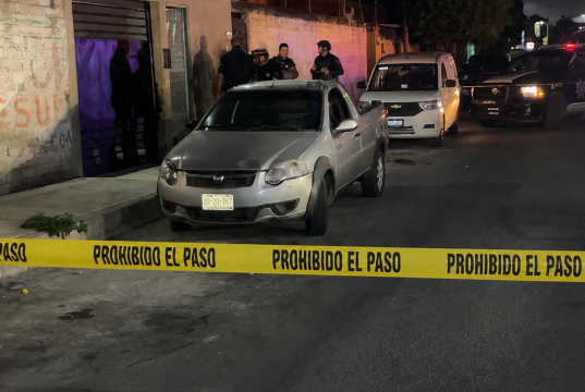 ¡Hallan camioneta ligada al robo de joyería en Tepic! Delincuentes armados siguen prófugos