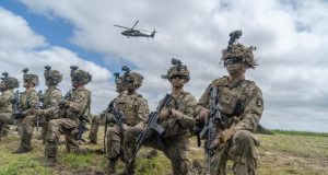 EU pide combatir con firmeza el terrorismo, sea iraní o del Cártel de Sinaloa