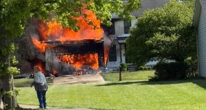 Aeronave cae sobre una casa en Ohio y deja dos fallecidos