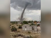 Captan fuerte tornado en Coahuila; alertan por más torbellinos
