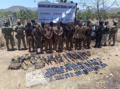 Marina detiene a 13 presuntos integrantes de Los Chapitos en Sinaloa; aseguran armas y explosivos
