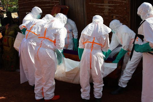 La RD del Congo eleva a casi 600 los casos confirmados de ébola, incluyendo 115 muertes