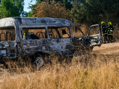 Tragedia en Zimbabue: incendio en minibús escolar deja siete muertos