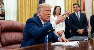 Trump se lanza otra vez contra México: Advierte que van por las drogas “que entran por tierra”