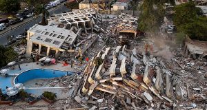 Suben a mil 943 los muertos por terremotos en Venezuela; 6 mil 461 personas han sido rescatadas