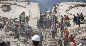 Aumenta a 3 mil 535 la cifra de muertos por los terremotos en Venezuela