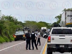 Fuerte accidente deja a seis militares lesionados en la autopista Tepic–Mazatlán.