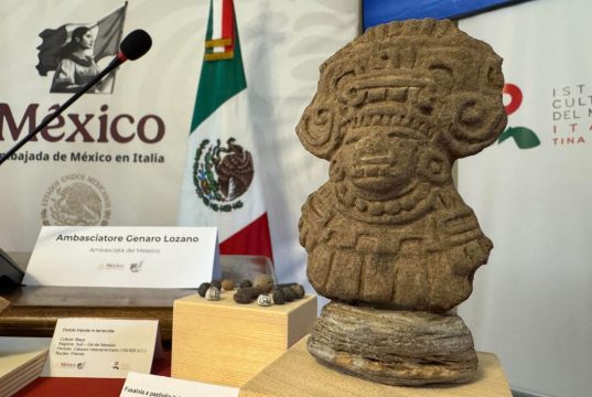 Italia devuelve a México 27 piezas arqueológicas y fósiles precolombinos