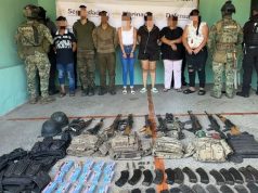Marina detiene a ocho personas con armas y equipo táctico en Badiraguato, Sinaloa