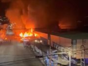 Incendio consume más de 90 locales del Mercado Central de Acapulco