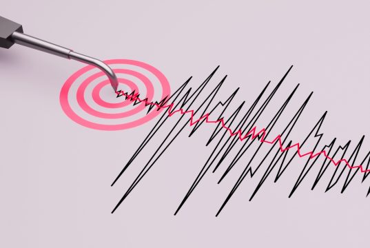 Sismo de magnitud 5.5 sacude frente a las costas de Michoacán