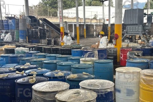 Desmantelan laboratorio clandestino en Durango; aseguran más de 1.3 toneladas de metanfetamina