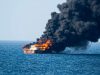 Estados Unidos difunde imágenes de la destrucción de un barco vinculado a Irán en el golfo de Omán